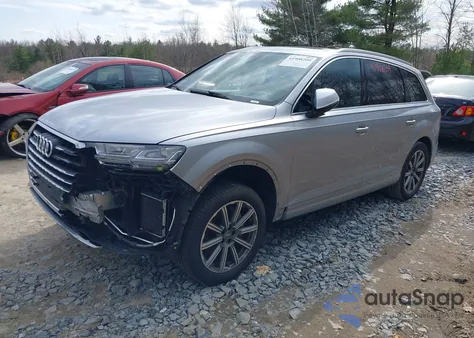 2018 Audi Q7 3.0T Premium из США, поврежденный, VIN WA1VAAF7XJD046839